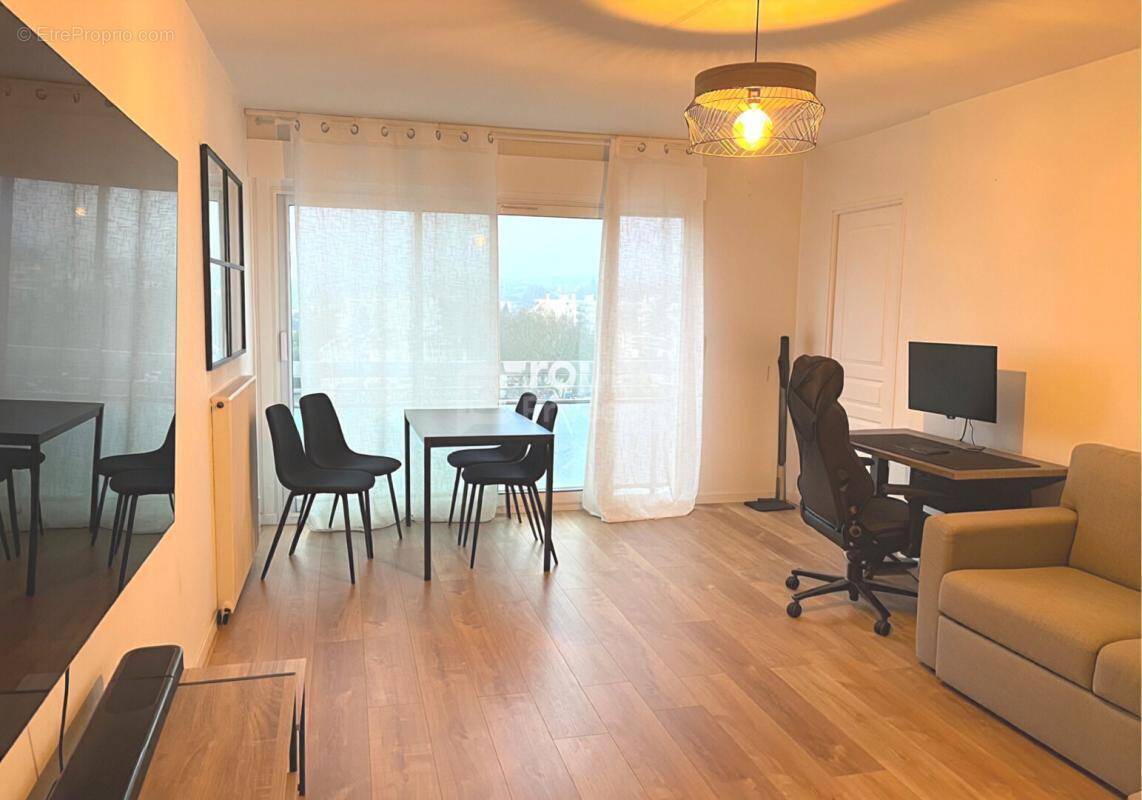 Appartement à RAMONVILLE-SAINT-AGNE