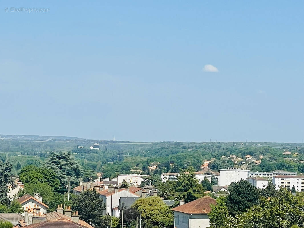 Appartement à POITIERS