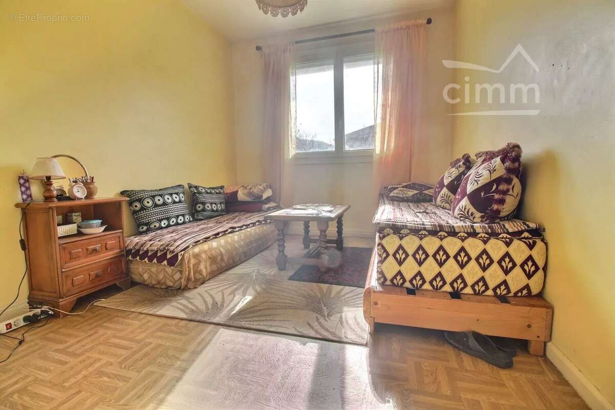 Appartement à LAVEYRON