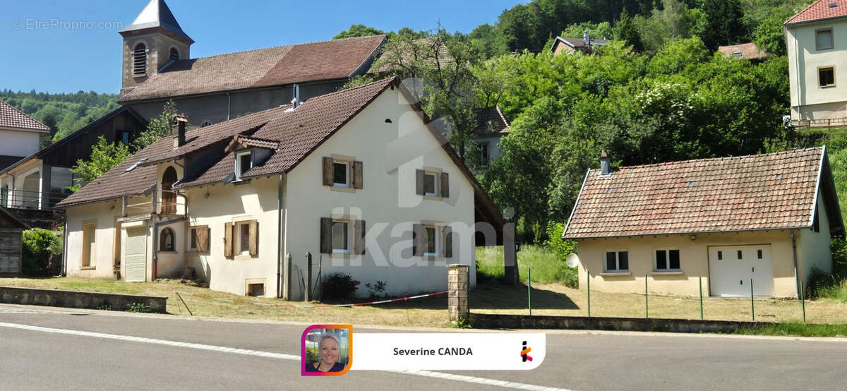 Maison à AUXELLES-HAUT