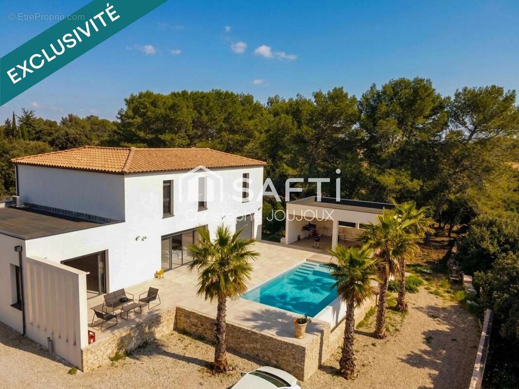 Photo 2 - Maison à NIMES