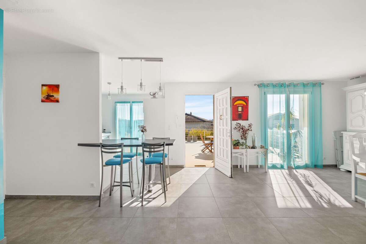 Photo 3 - Maison à LUZINAY