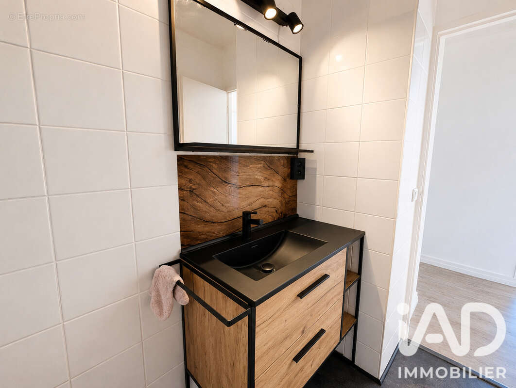 Appartement 62 m² à Reze  - photo 4