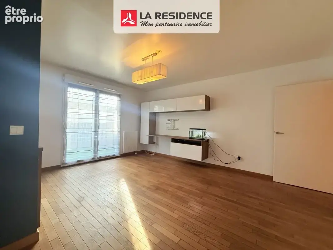 Appartement 3 pièces 59 m² à vendre à Velizy-Villacoublay (78140) - photo 2
