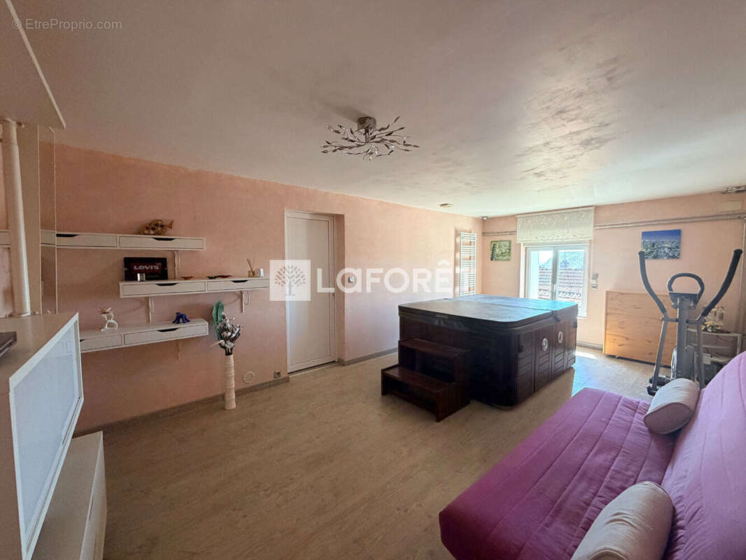 Maison Trépail 7 pièces - photo 11