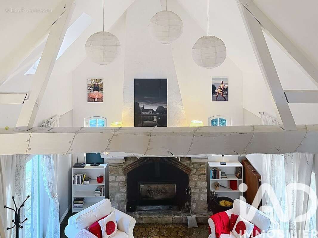 Photo 2 - Maison à ETREPAGNY