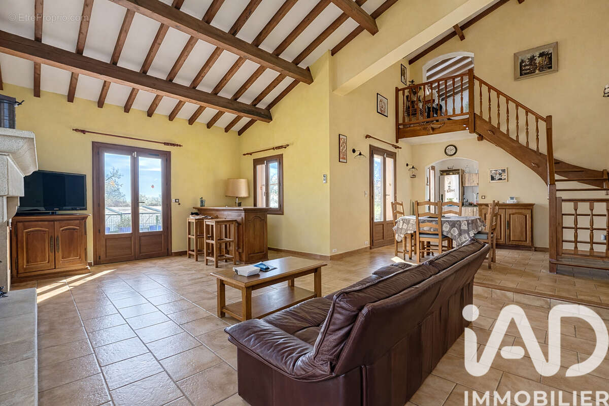 Photo 6 - Maison à SAINT-MARTIN-DE-CRAU