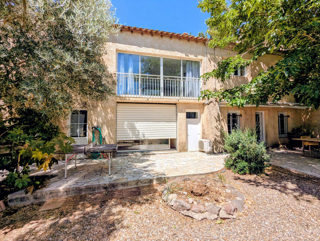 Maison de caractère avec piscine, vue vignes et logement indépendant - photo 15