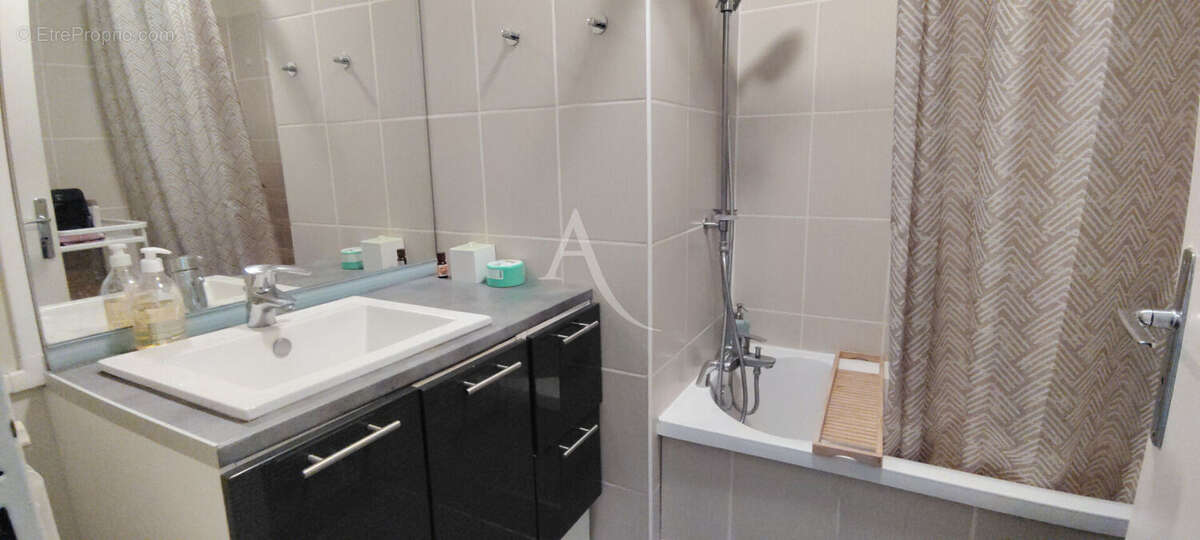 Appartement  4 pièce(s) 79m² Les Ulis - photo 10