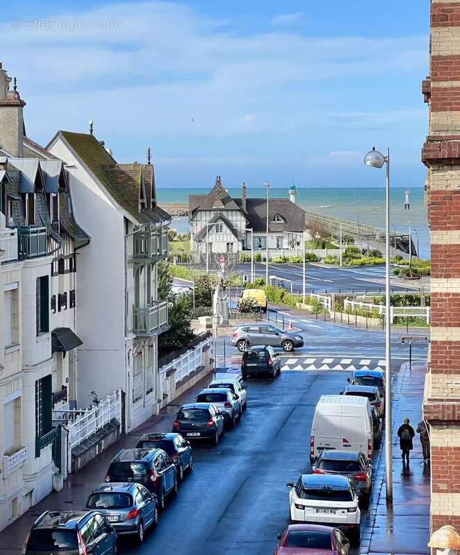 Appartement à DEAUVILLE