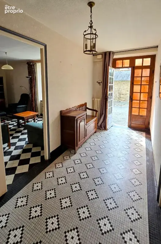 Saint Méloir Des Bois - Belle maison de bourg, dépendances, terrain arboré - photo 9
