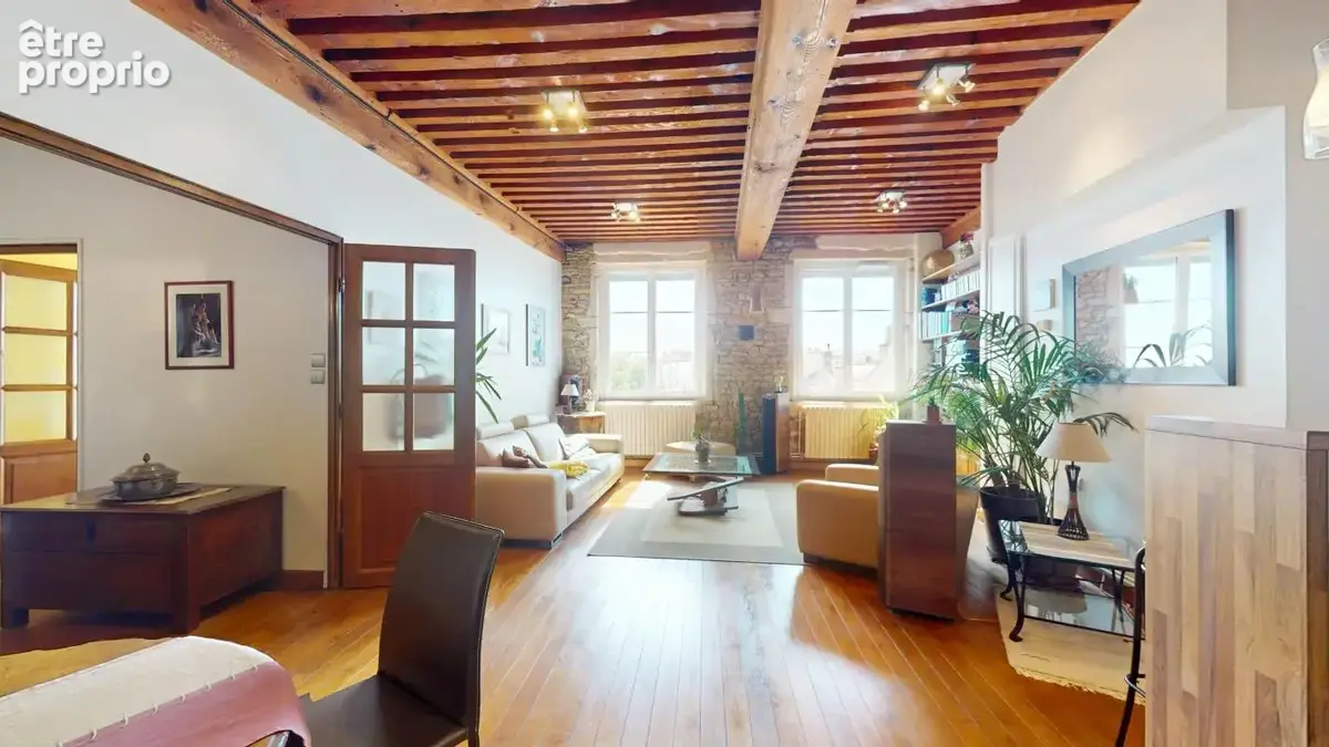 Cœur Croix-Rousse – Dernier étage – Appartement canut de charme - photo 5