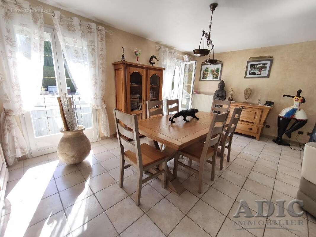 Maison 147 m² à Saint-Pathus  - photo 5