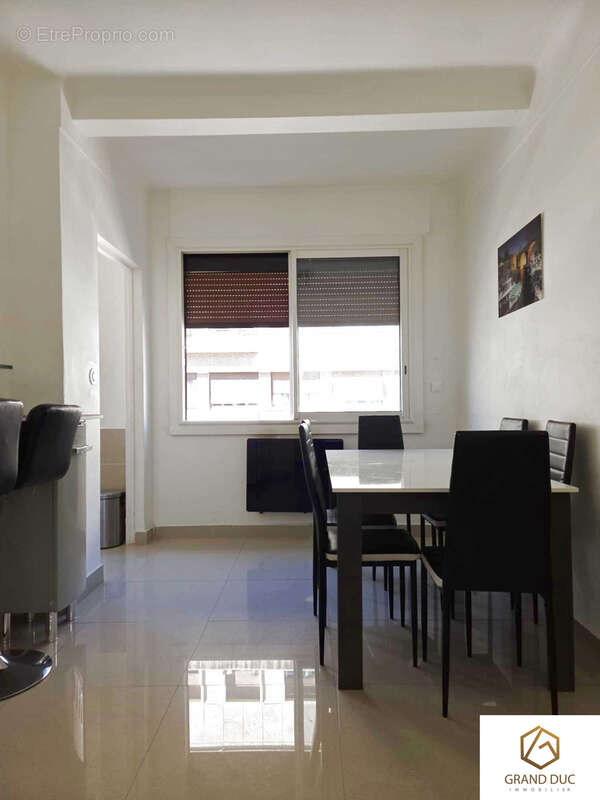 Appartement à MARSEILLE-2E