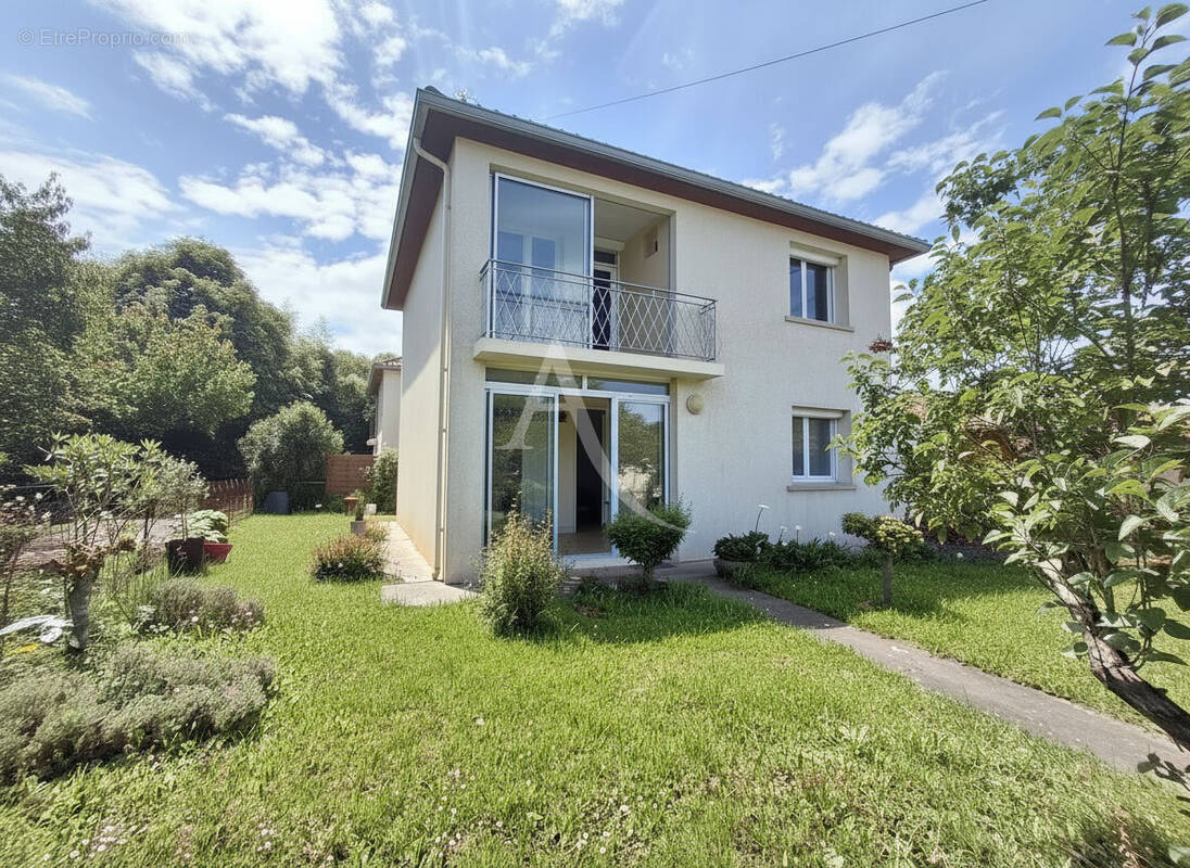 Maison à L'ISLE-JOURDAIN