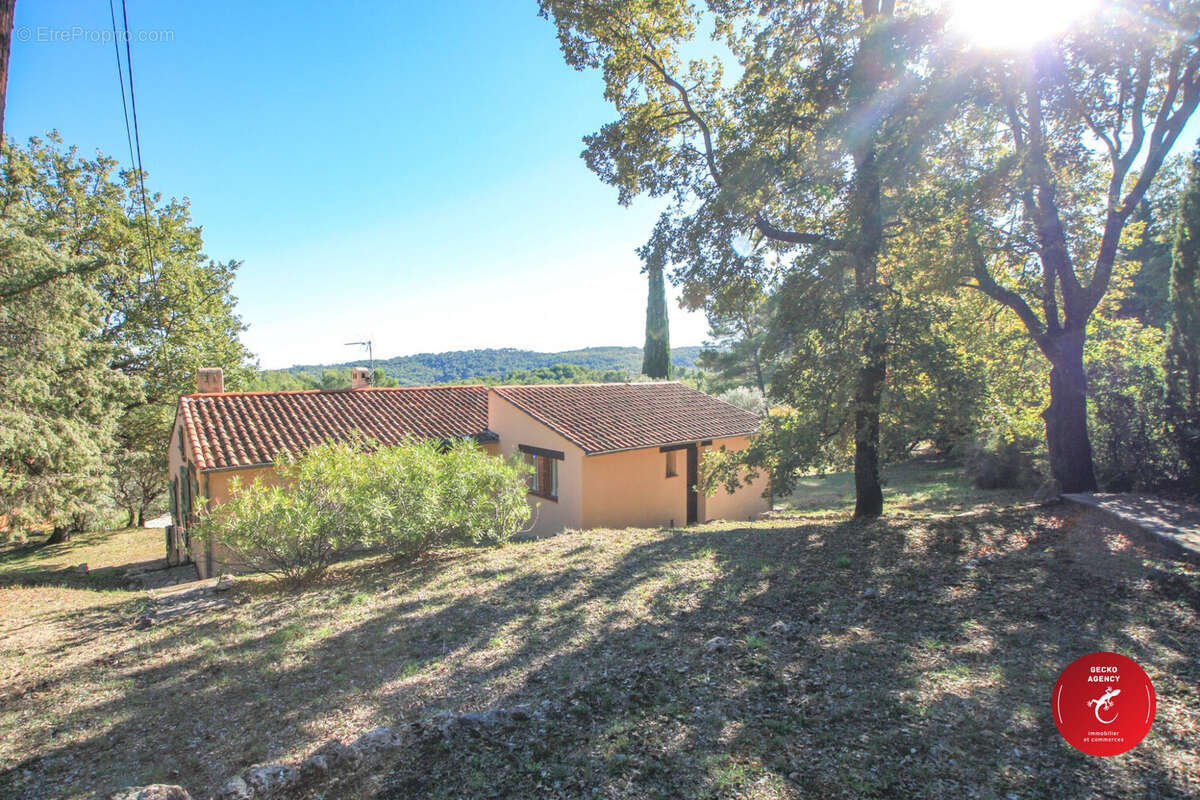 Maison à FIGANIERES