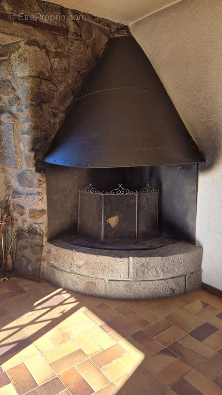 Maison à SAINT-CERNIN