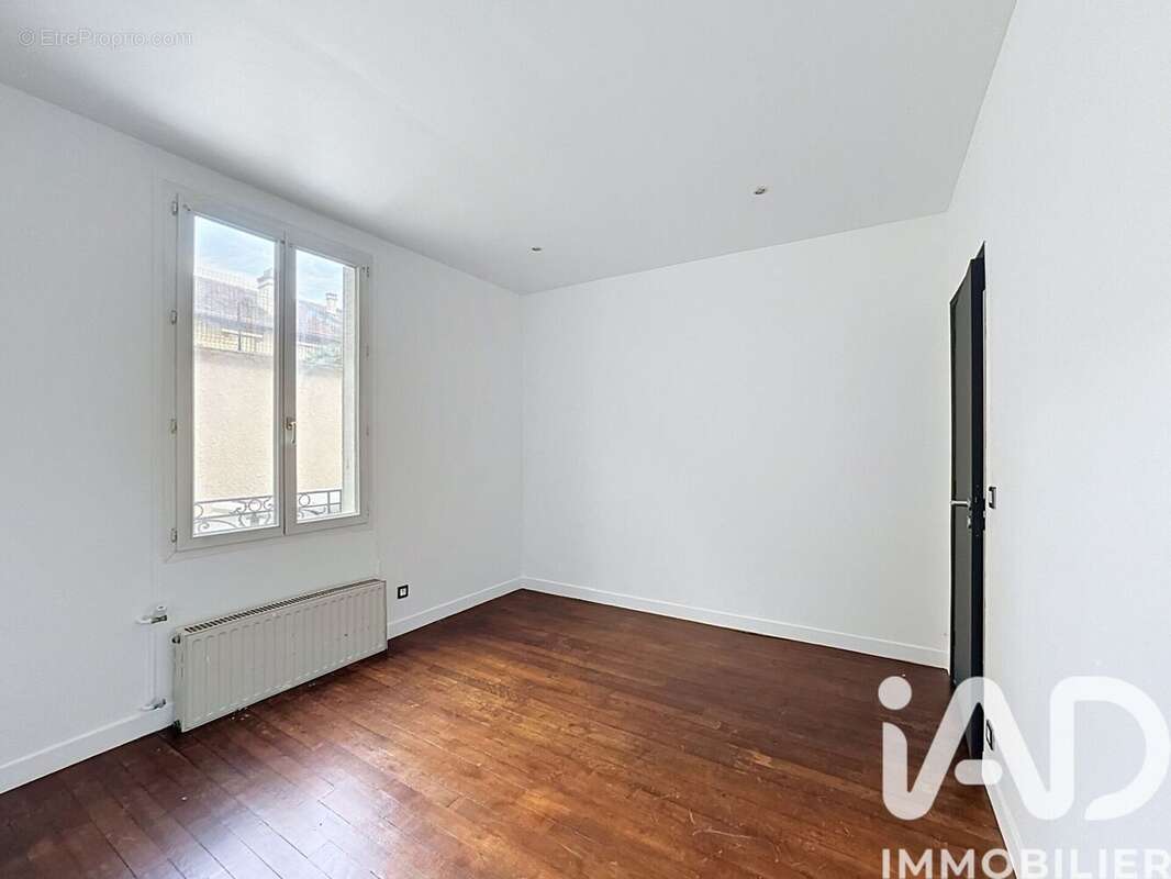 Photo 5 - Appartement à GENNEVILLIERS