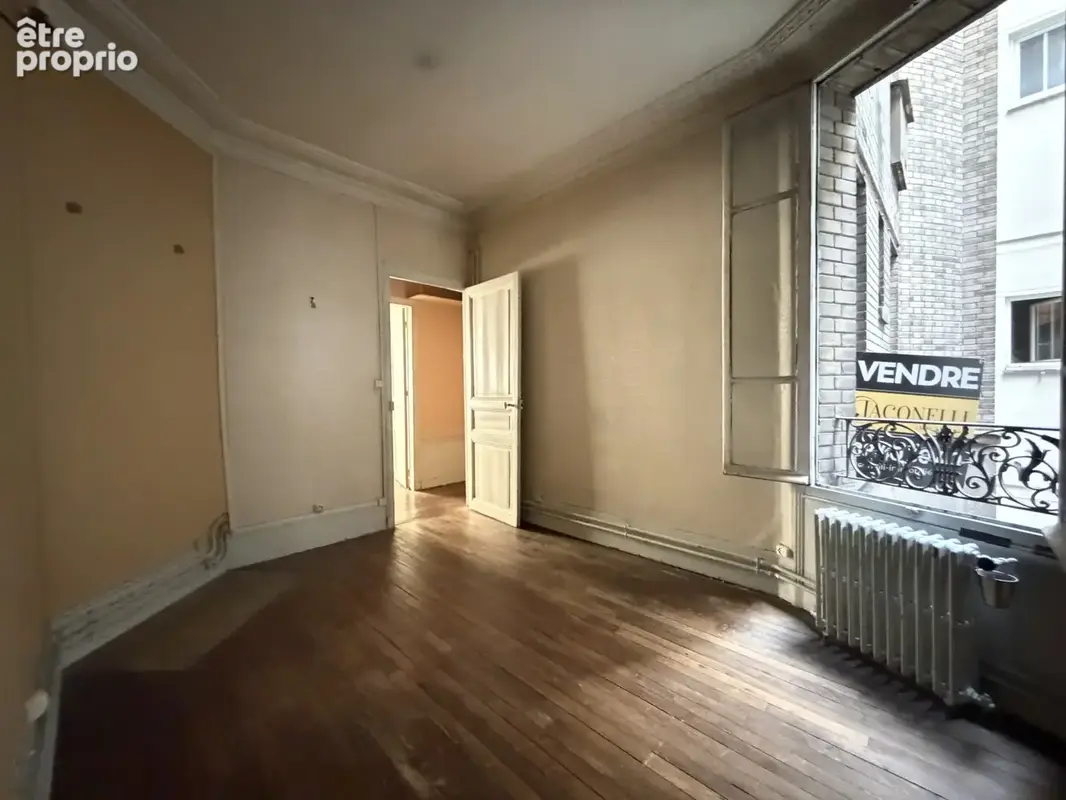 Place de la Nation - Appartement Haussmannien - photo 6