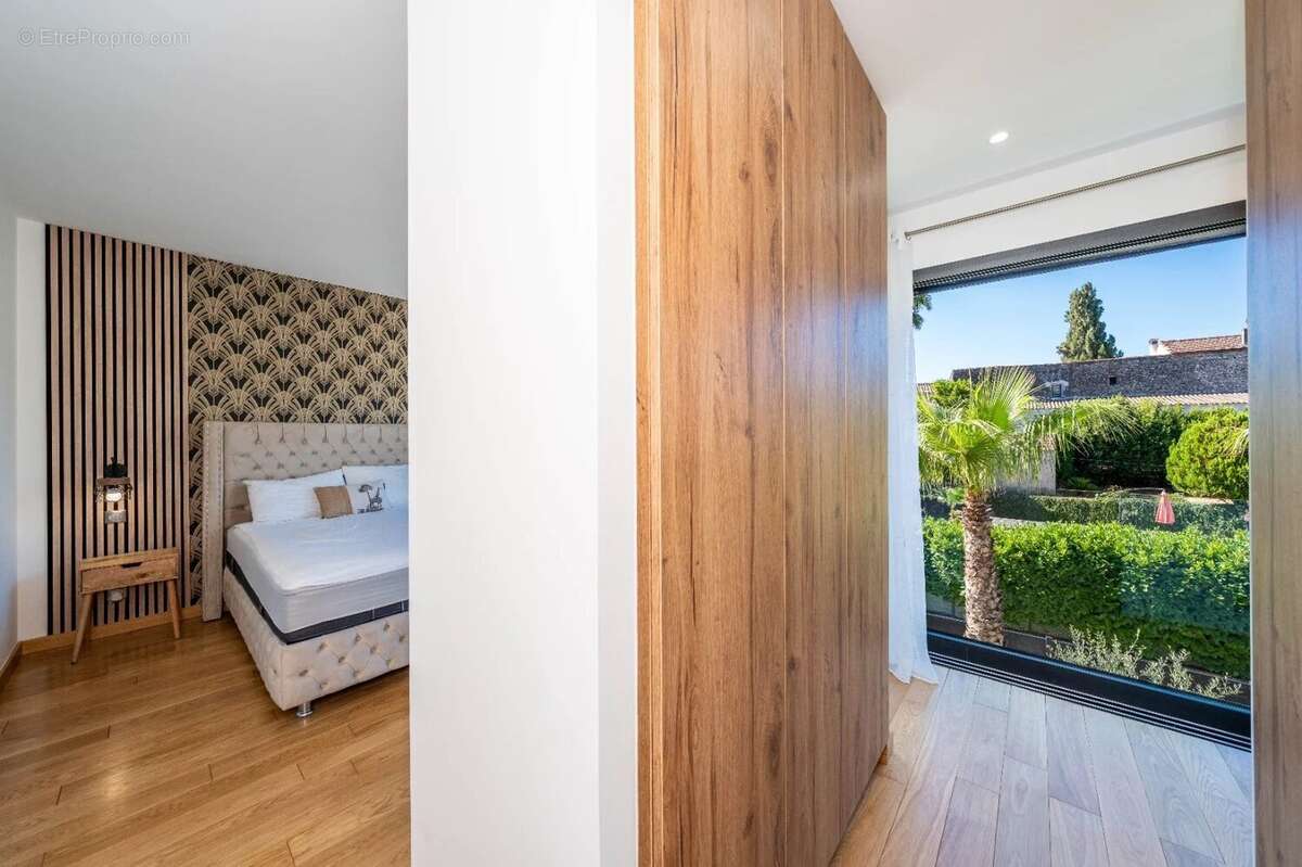 Maison à MOUGINS
