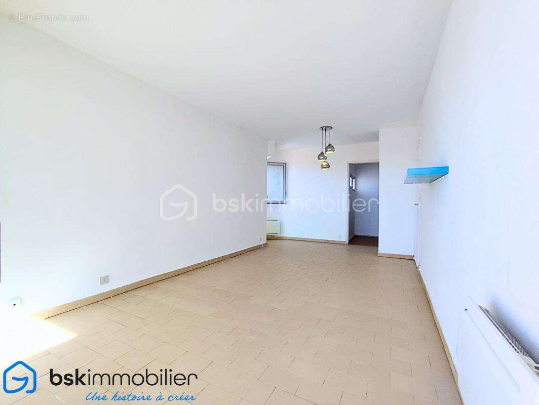 Appartement à CANDILLARGUES