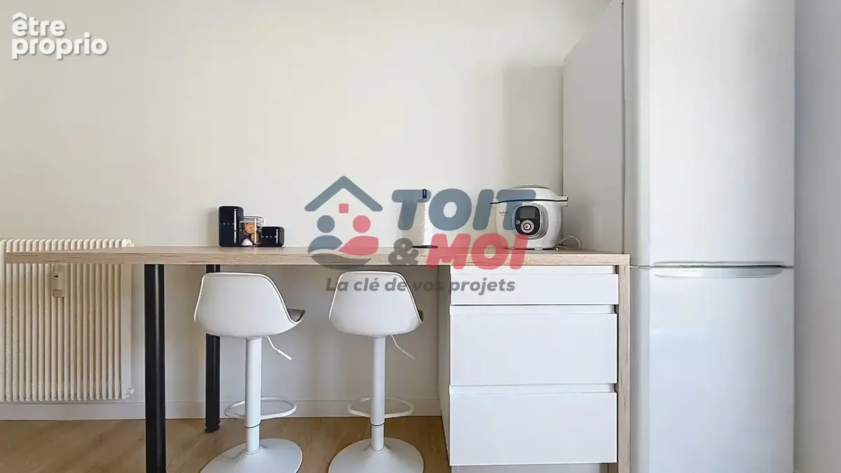 Appartement T4 de 87 m2 entièrement rénové   Double séjour   Balcon - photo 7