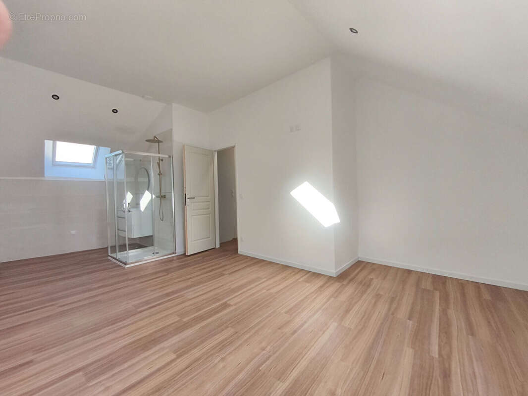 Maison à CHAMPAGNE-SUR-OISE