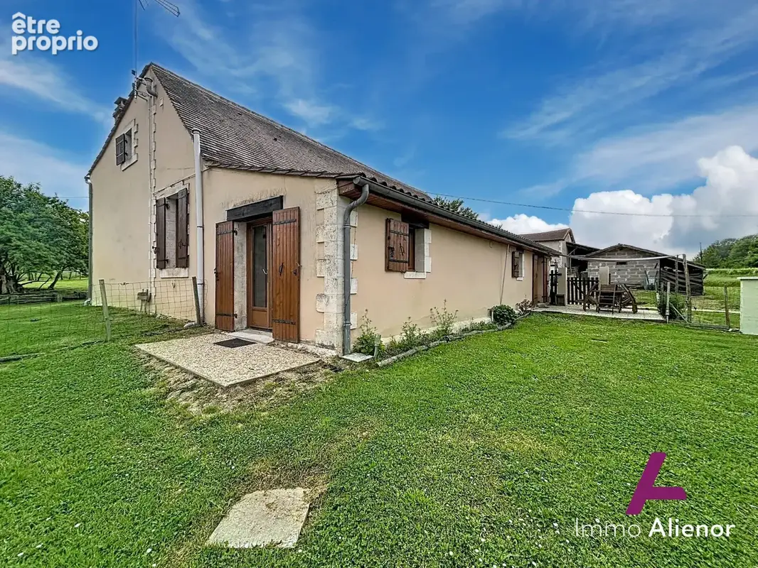 Maison 9 pièces 188 m² à vendre à Saint-Martin-De-Gurson (24610) - photo 2