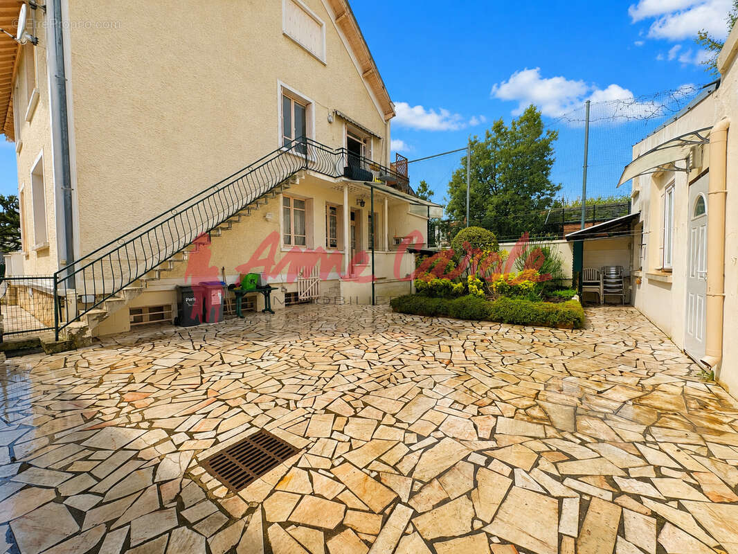 Maison à JOINVILLE-LE-PONT