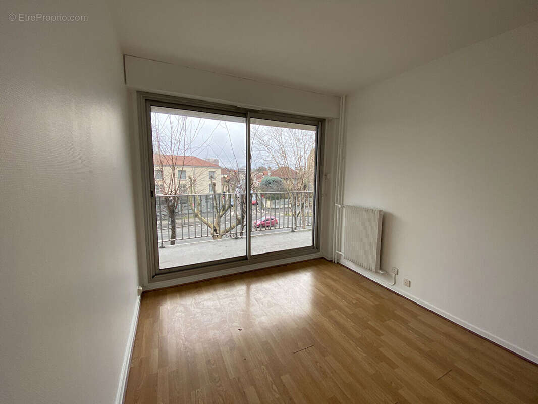 Appartement à MAISONS-ALFORT