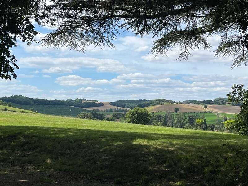 Maison à SAINT-JEAN-POUTGE