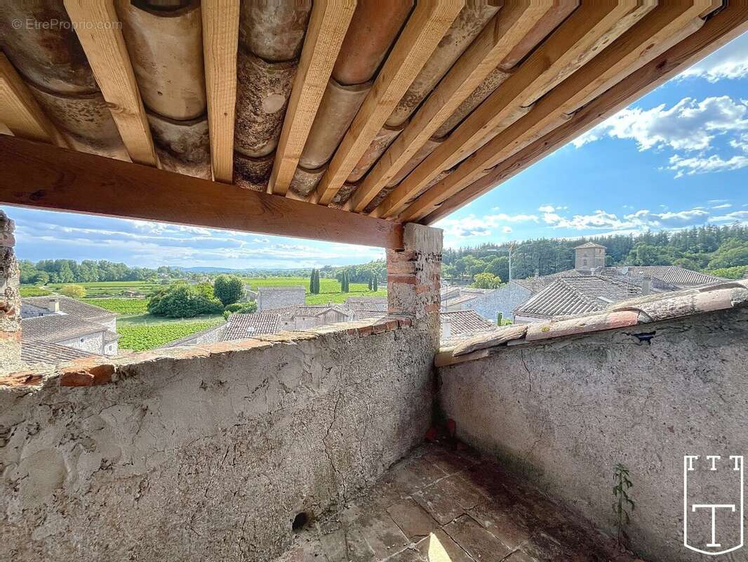 Au cur de Saint-Alban-Auriolles, une âme de pierre vous attend - photo 8