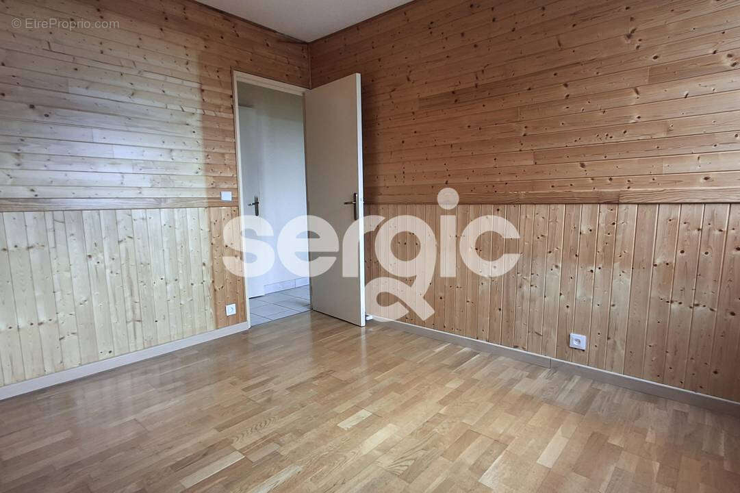 Appartement à QUINCY-SOUS-SENART