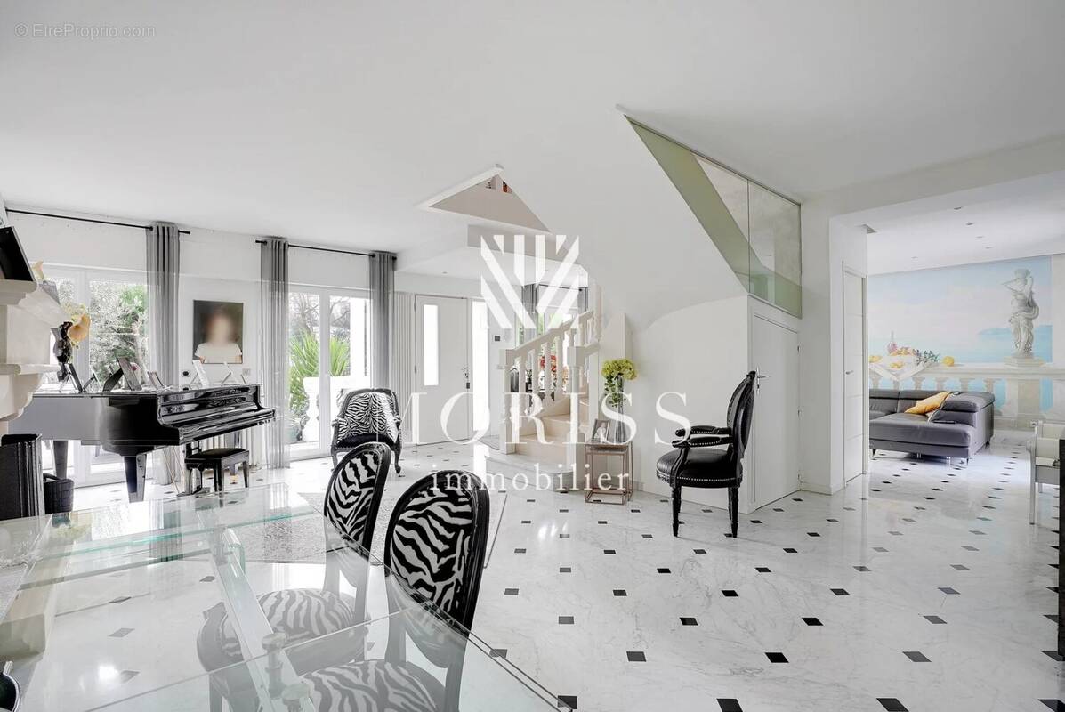 Maison à LE PERREUX-SUR-MARNE