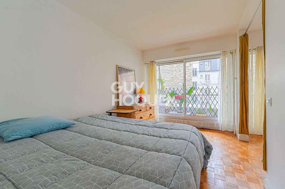 Appartement à PARIS-12E