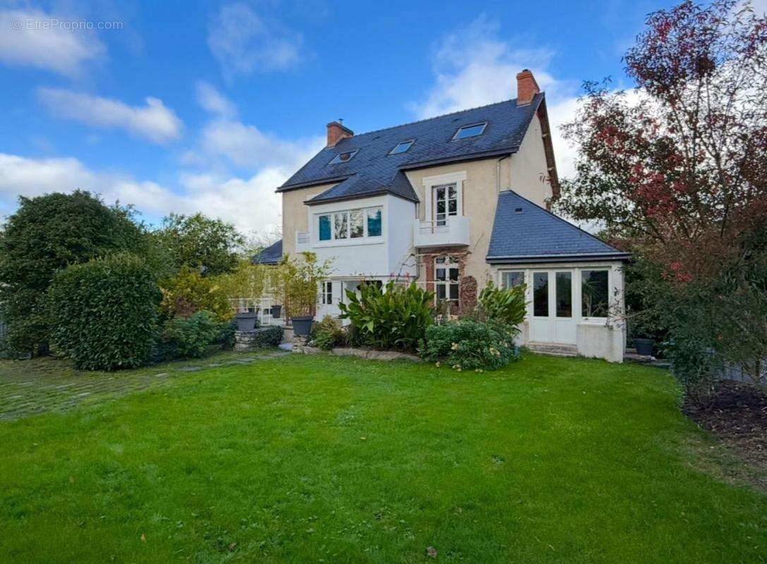 Maison à MALESTROIT