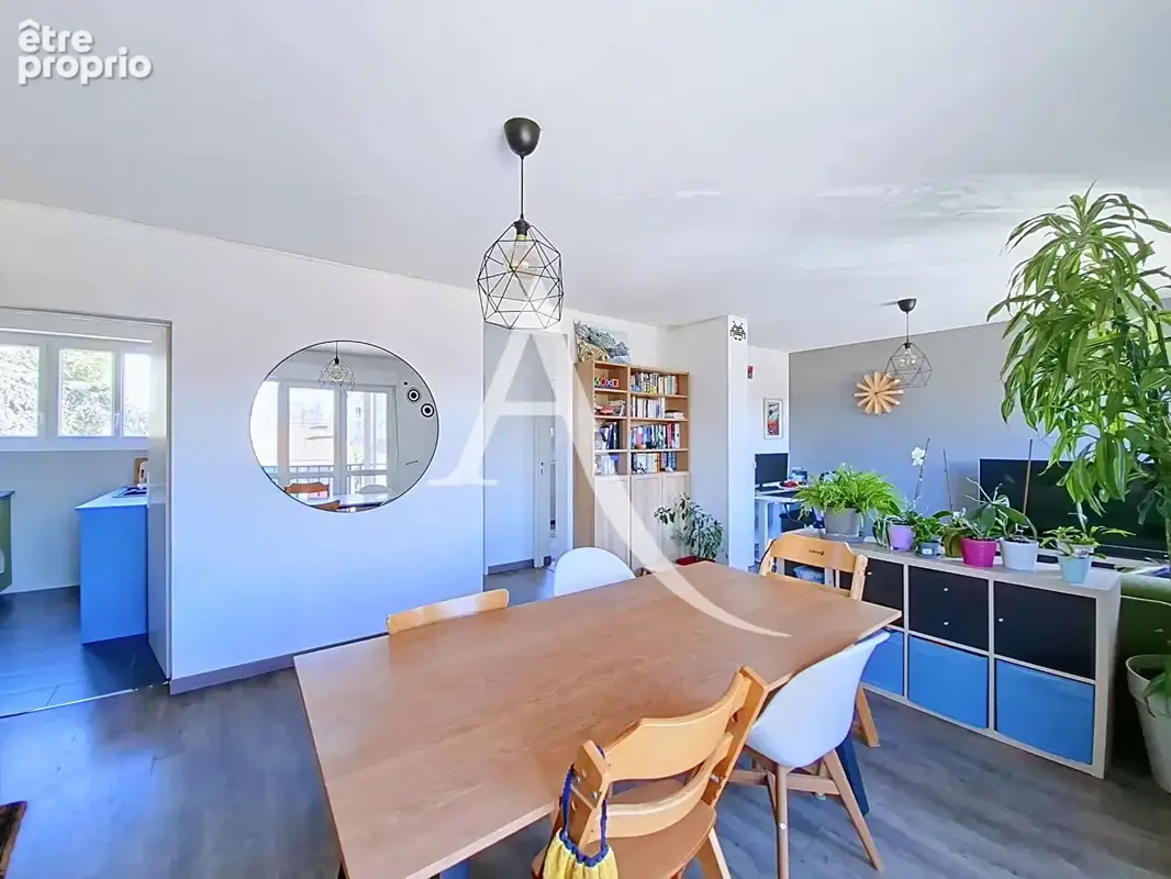 À vendre  massy gravier appartement 4 pièces avec véranda, box et cave - photo 2