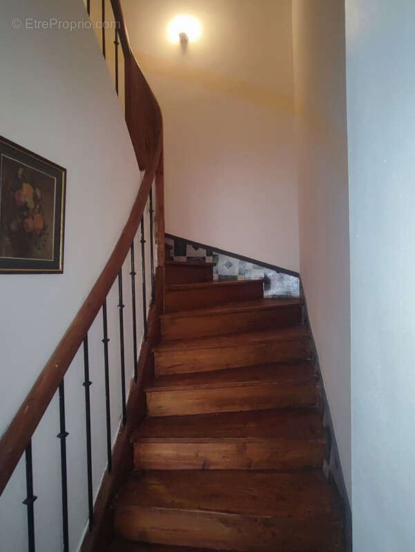 Maison à LA REDORTE