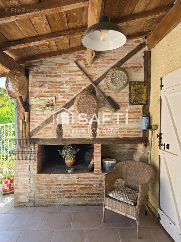 Maison 167 m² à La Sauziere-Saint-Jean  - photo 3