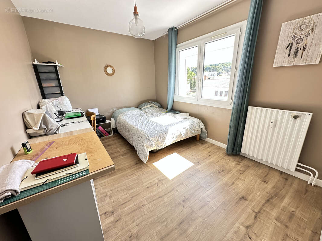 Appartement à SIX-FOURS-LES-PLAGES