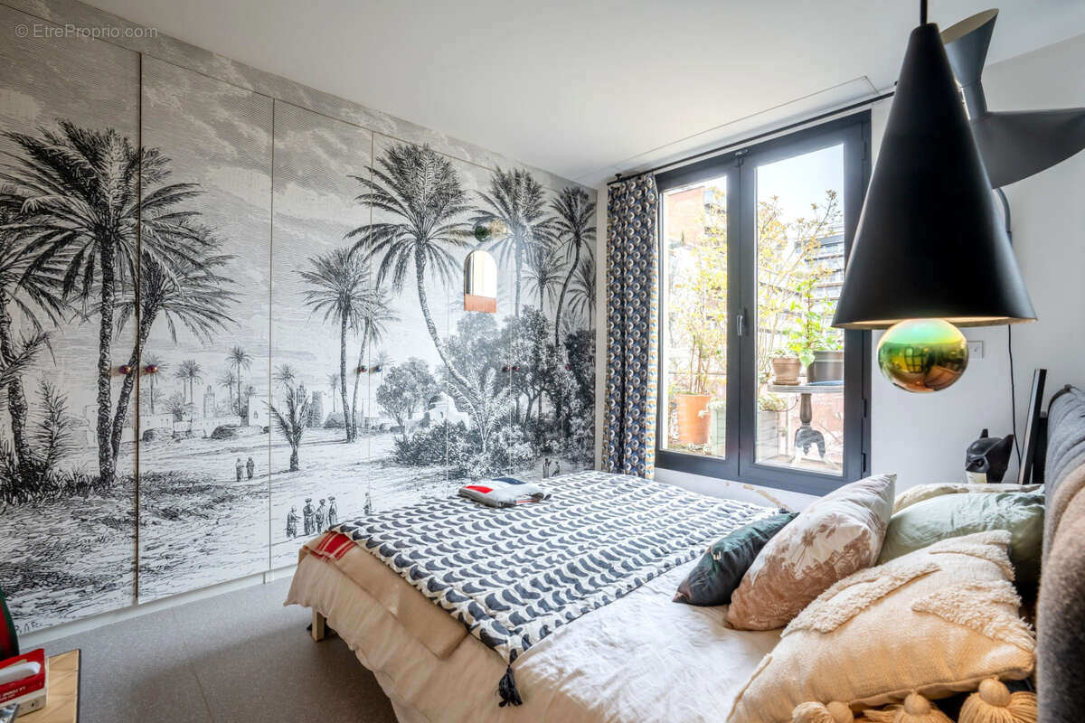 Appartement à PARIS-11E