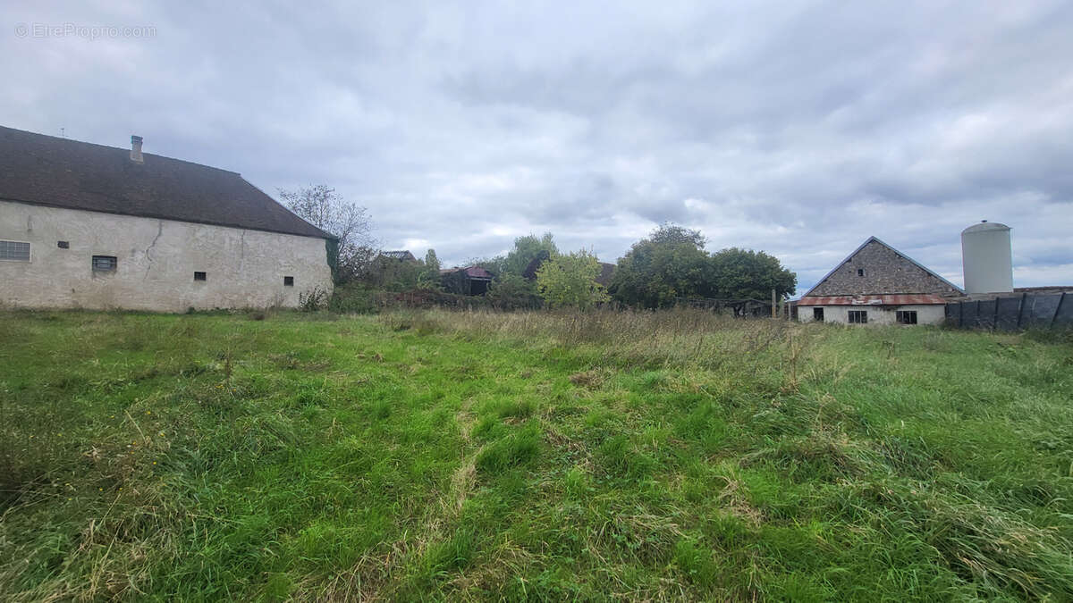 Maison à PERCENEIGE