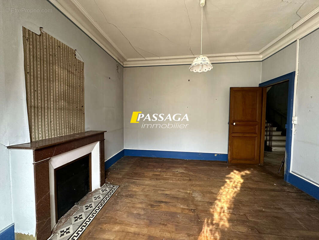 Maison à BERTHOLENE