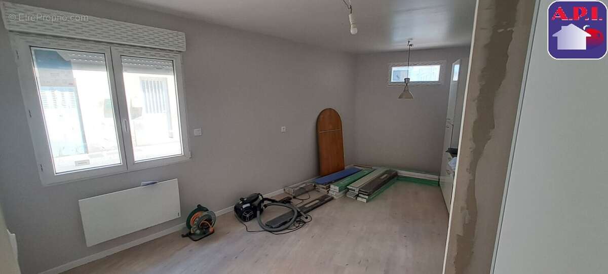 Maison 103 m² à Lavelanet  - photo 4