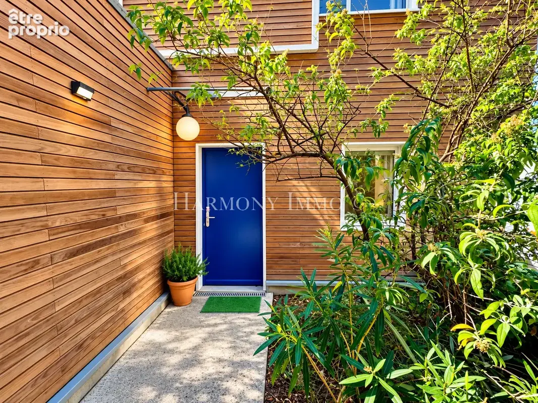 L’esprit maison, le confort d’un appartement… une adresse rare à découvrir ! - photo 9