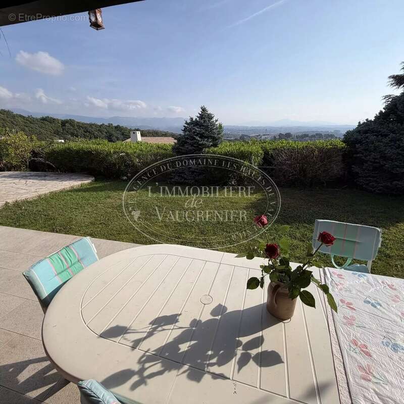 Maison à VILLENEUVE-LOUBET