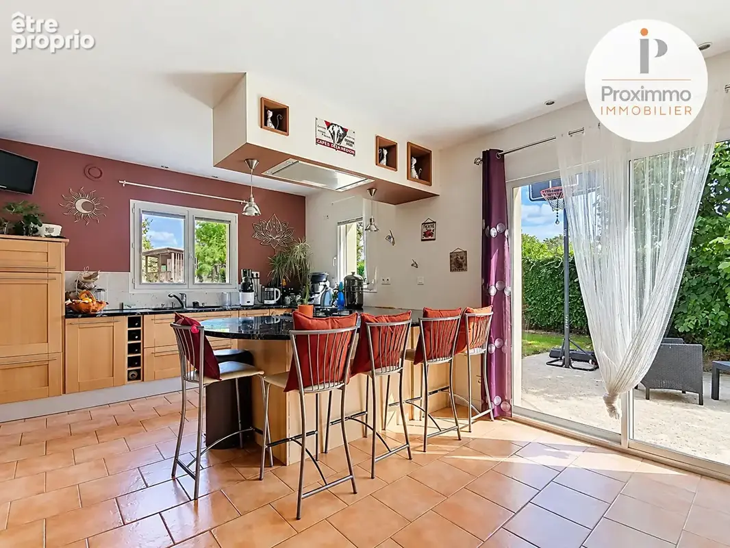 Belle maison familiale de 143 m² sur un terrain arboré de 1 654 m² - photo 6