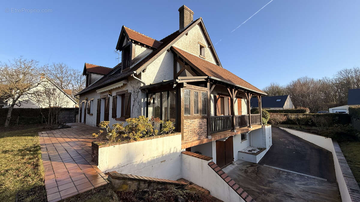 Maison à SAINT-CYR-EN-VAL