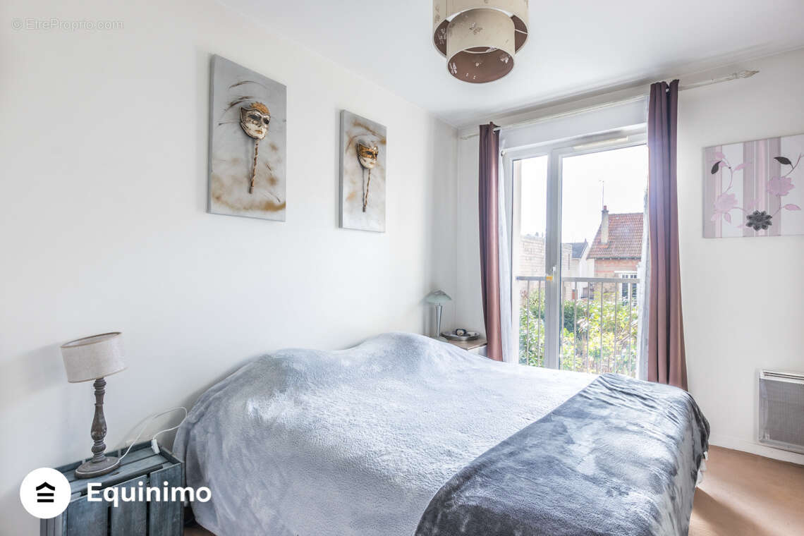 Appartement à NANTERRE