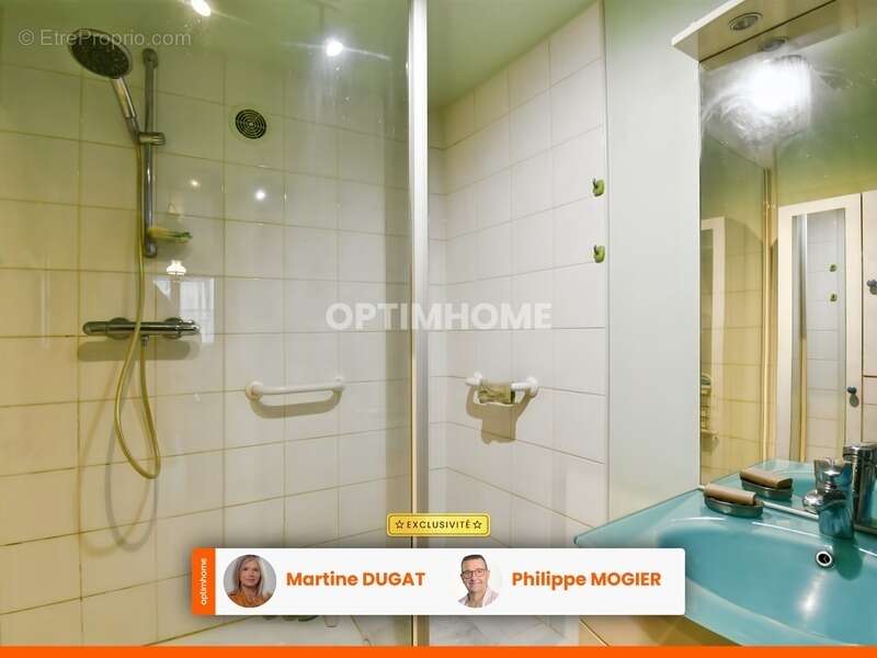 Maison à CREUZIER-LE-VIEUX